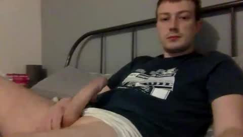 Snapshot of norfolkboy18 chatting on 7, 2, 2025 Ollie online show from 7, 2, 2025