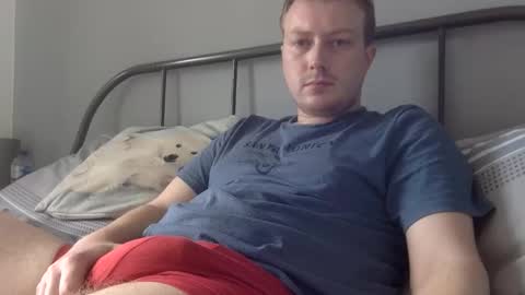 Snapshot of norfolkboy18 chatting on 2, 4, 2026 Ollie online show from 2, 4, 2026