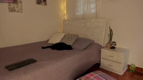 Norma Jeaane online show from 5, 3, 2025