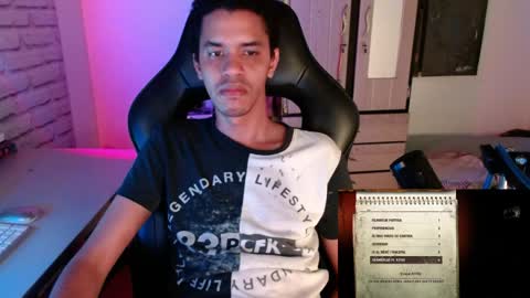 Snapshot of not4work chatting on 6, 4, 2026 not4work online show from 6, 4, 2026