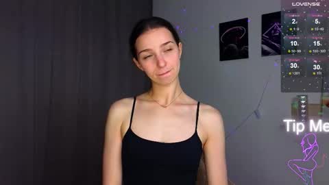 Hello My name is Helene NTMU  Finger up if u like what u see online show from 19, 9, 2025