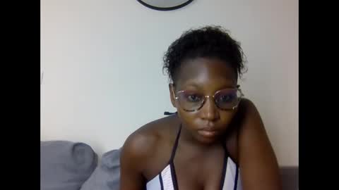 Snapshot of notorioussaint chatting on 20, 10, 2025 notorioussaint online show from 20, 10, 2025