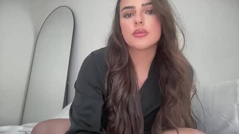 Snapshot of notsosweet21 chatting on 4, 2, 2026 nellyxoxo online show from 4, 2, 2026