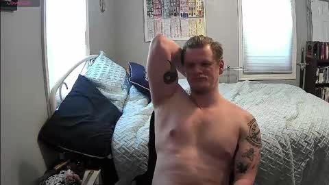 Snapshot of notsureaboutthislol chatting on 13, 5, 2026 Embarrassed Naked online show from 13, 5, 2026