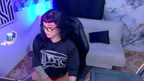 Nova kitty tx online show from 6, 7, 2026