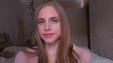 Mia Blake online show from 4, 4, 2026