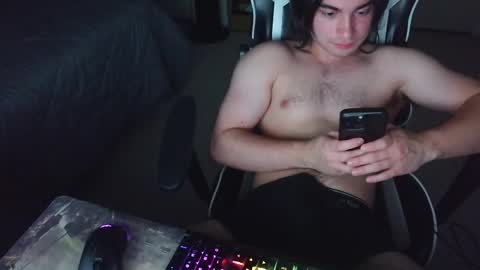 Snapshot of nsfwlogan50 chatting on 25, 4, 2026 nsfwlogan50 online show from 25, 4, 2026