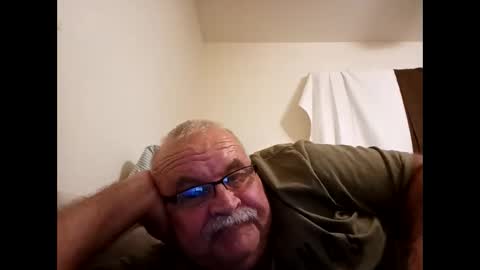 nudebandito online show from 17, 3, 2026