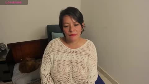 nuit_rose online show from 4, 2, 2025