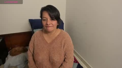 nuit_rose online show from 6, 3, 2025