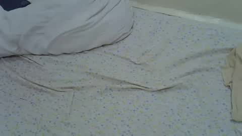 nunu_40 online show from 11, 2, 2026