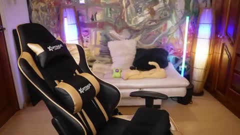 Snapshot of nurse_squirt chatting on 10, 5, 2026 Claudia online show from 10, 5, 2026