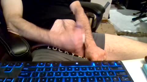 Snapshot of nutjob510 chatting on 25, 7, 2026 nutjob510 online show from 25, 7, 2026
