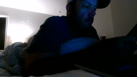 nuttincowboy727272 online show from 19, 5, 2026