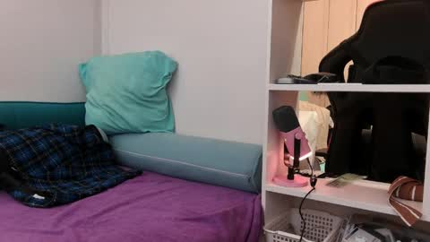 Snapshot of nuttyowo chatting on 24, 4, 2026 Nuttyowo online show from 24, 4, 2026