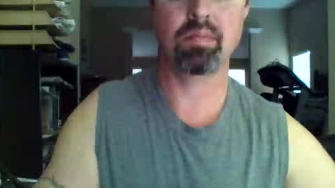 Snapshot of nvrenuff1979 chatting on 8, 2, 2026 nvrenuff1979 online show from 8, 2, 2026