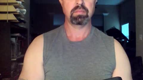 Snapshot of nvrenuff1979 chatting on 20, 3, 2026 nvrenuff1979 online show from 20, 3, 2026