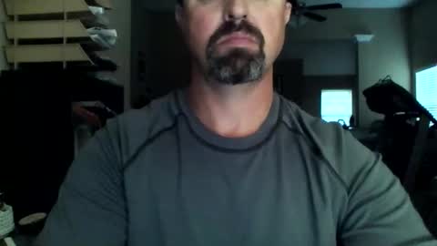 Snapshot of nvrenuff1979 chatting on 15, 4, 2026 nvrenuff1979 online show from 15, 4, 2026