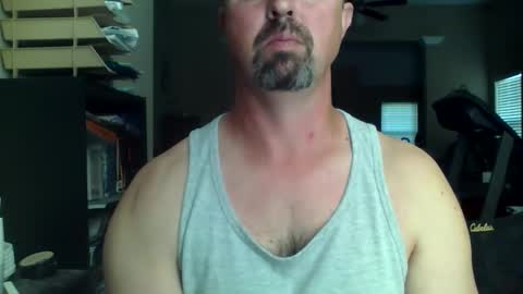 Snapshot of nvrenuff1979 chatting on 19, 4, 2026 nvrenuff1979 online show from 19, 4, 2026