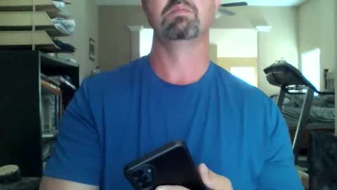 Snapshot of nvrenuff1979 chatting on 21, 4, 2026 nvrenuff1979 online show from 21, 4, 2026