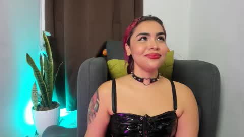 Snapshot of nyalgasai1 chatting on 6, 10, 2025 Nia online show from 6, 10, 2025