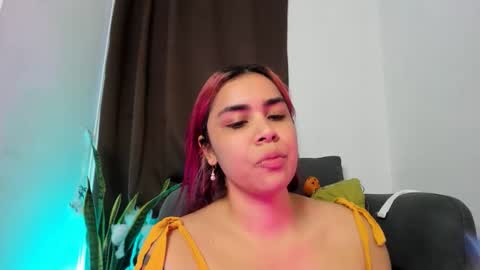 Snapshot of nyalgasai1 chatting on 20, 10, 2025 Nia online show from 20, 10, 2025