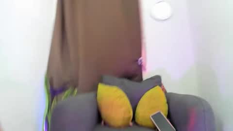 Snapshot of nyalgasai1 chatting on 14, 4, 2026 Nia online show from 14, 4, 2026