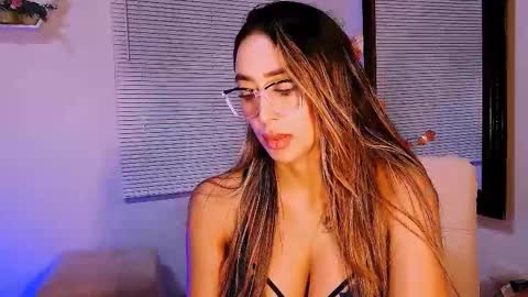 Nycole online show from 9, 11, 2025