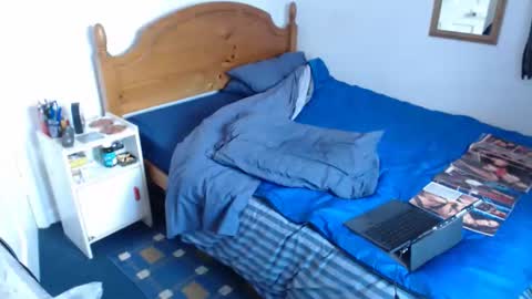 nylon natalie-tranny online show from 15, 10, 2025