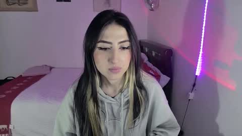 Snapshot of nymph_frida chatting on 3, 12, 2024 Frida online show from 3, 12, 2024