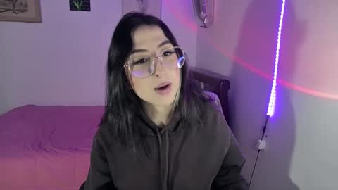 Snapshot of nymph_frida chatting on 28, 1, 2025 Frida online show from 28, 1, 2025