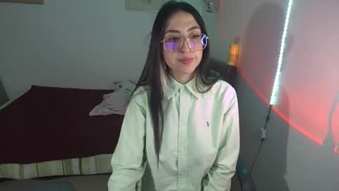 Snapshot of nymph_frida chatting on 4, 3, 2026 Frida online show from 4, 3, 2026