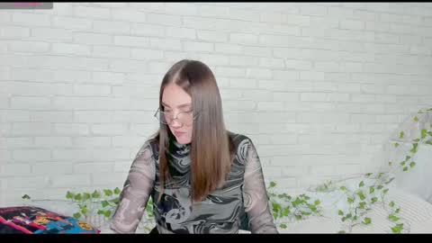 Kat online show from 6, 11, 2025