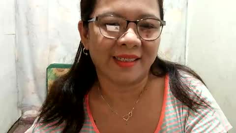 Snapshot of nymphoangel2022 chatting on 13, 12, 2024 I am your angel online show from 13, 12, 2024