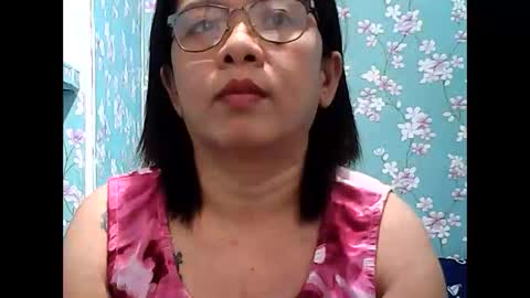 Snapshot of nymphoangel2022 chatting on 3, 12, 2025 I am your angel online show from 3, 12, 2025