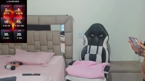 nyomi browm online show from 7, 2, 2025