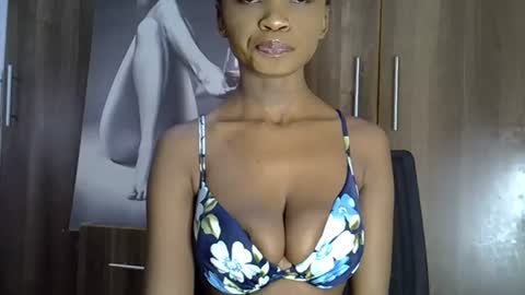 Snapshot of nyverra chatting on 1, 7, 2026 nyverra online show from 1, 7, 2026
