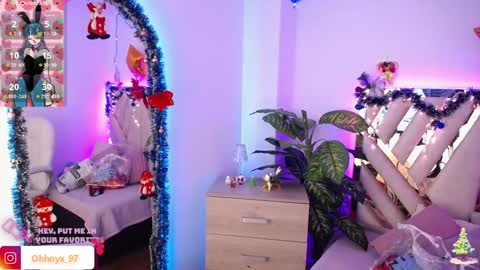 Alex   .    online show from 30, 12, 2024