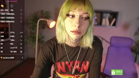 Snapshot of nyx_dolll chatting on 16, 4, 2026 Nyx Doll online show from 16, 4, 2026