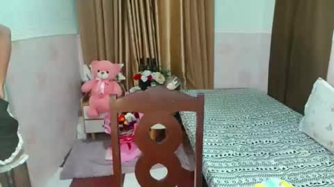 Snapshot of nyx_huntrix27 chatting on 27, 10, 2025 nyx online show from 27, 10, 2025