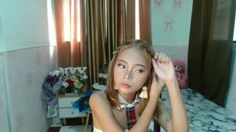 Snapshot of nyx_huntrix27 chatting on 13, 11, 2025 nyx online show from 13, 11, 2025