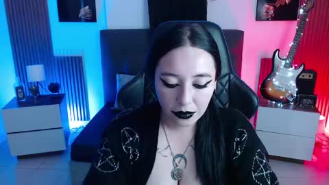 Snapshot of nyxnocturne chatting on 17, 4, 2026 Nyx online show from 17, 4, 2026