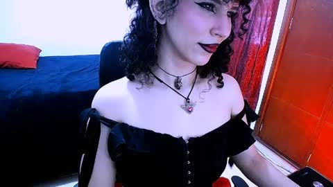 Snapshot of nyxxei chatting on 10, 4, 2026 Nyxxei online show from 10, 4, 2026
