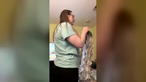 Snapshot of o0heaven0o chatting on 7, 1, 2026 VegasGirl online show from 7, 1, 2026