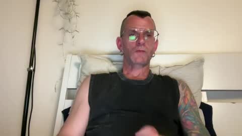 Snapshot of o_johnny_deep_o chatting on 29, 6, 2026 Jonathan Deep online show from 29, 6, 2026