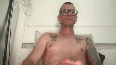 Snapshot of o_johnny_deep_o chatting on 28, 7, 2026 Jonathan Deep online show from 28, 7, 2026