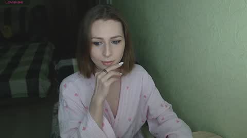Snapshot of oaklyndobson chatting on 2, 2, 2025 Oaklyn online show from 2, 2, 2025
