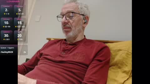 Snapshot of obliox175 chatting on 4, 1, 2025 Obliox online show from 4, 1, 2025