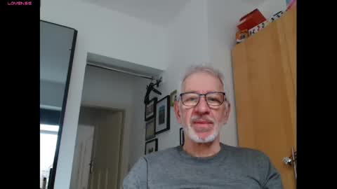 Snapshot of obliox175 chatting on 17, 1, 2025 Obliox online show from 17, 1, 2025