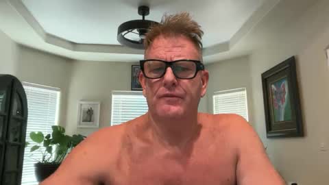 SimplyUs online show from 12, 9, 2025